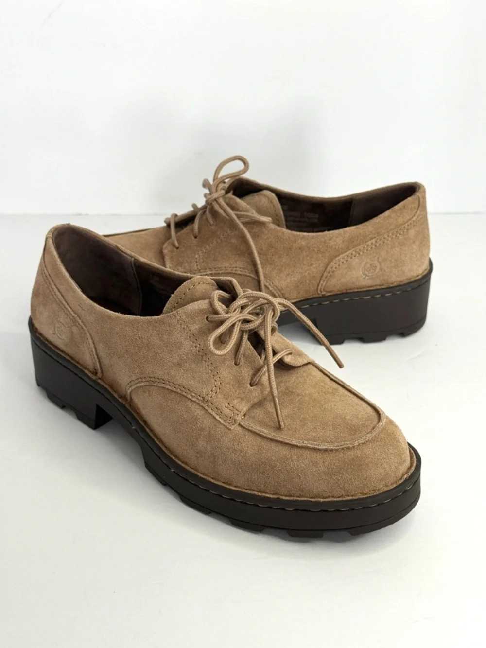 Born Women's Corby Moc Toe Taupe Suede Lace Up Oxford Shoes Size 7.5M